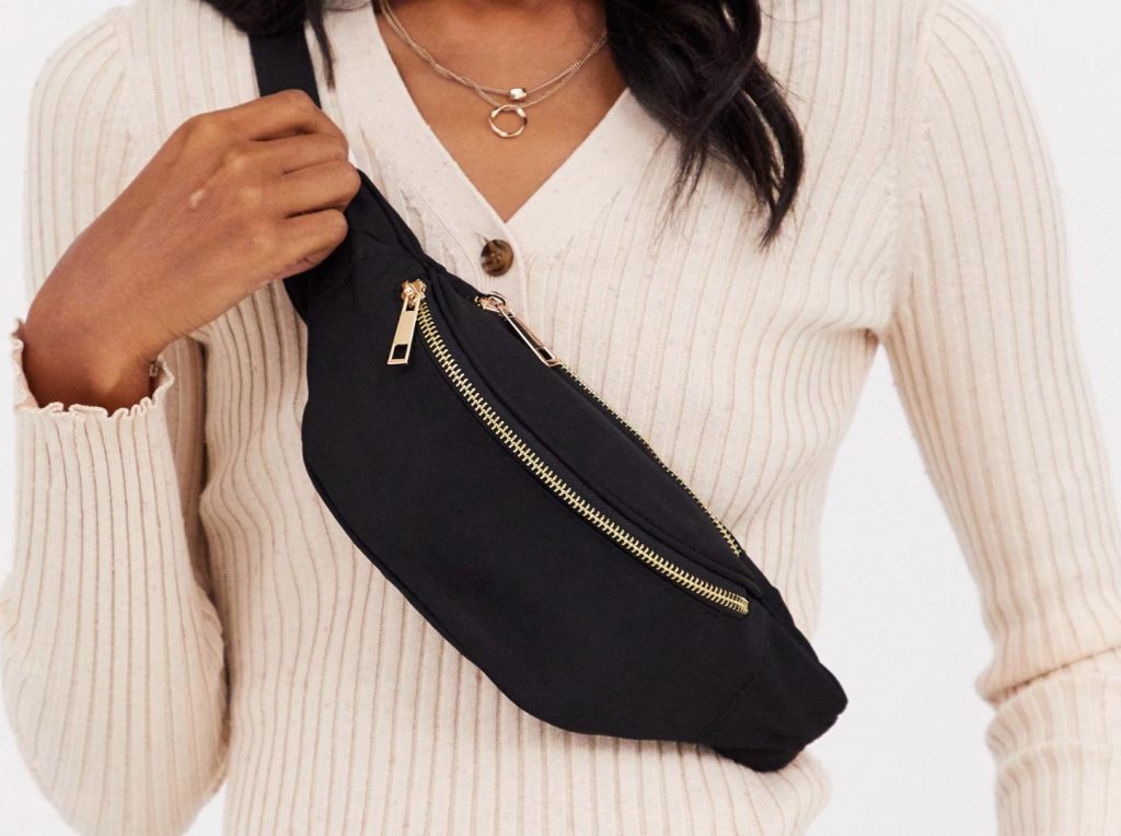 Svart magväska från ASOS - dam