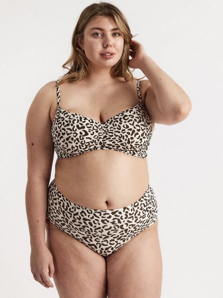 bikinileo