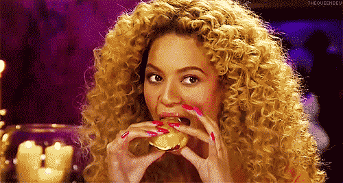 Beyoncé eating