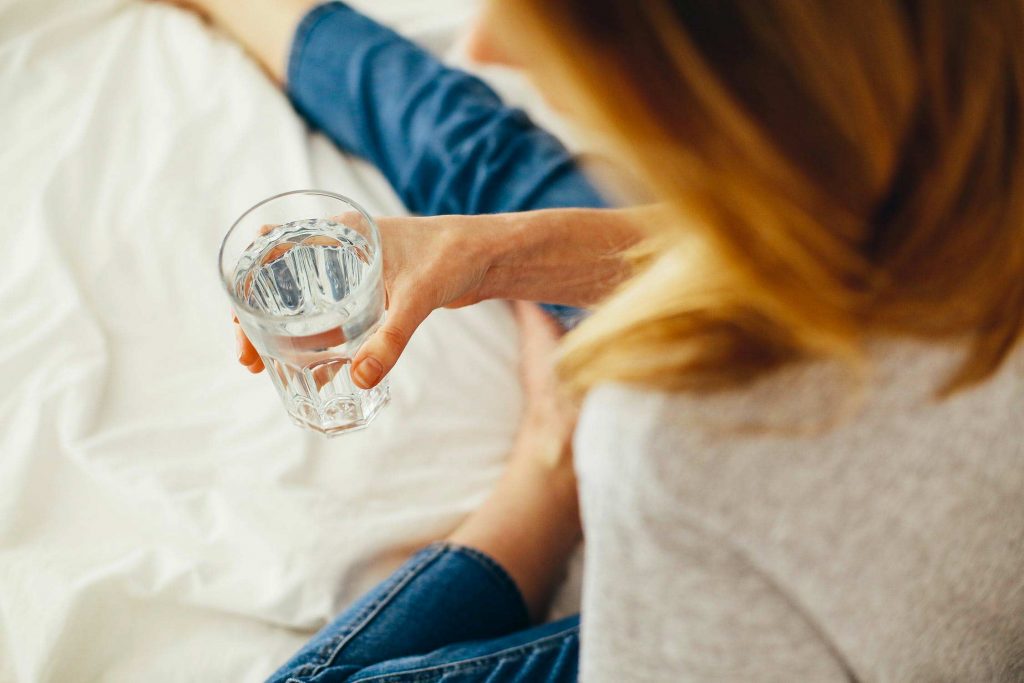 Tips för dålig hy - drick vatten för att motverka finnar