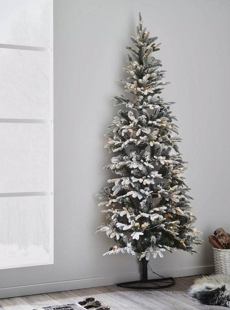 julgran inspiration plast vit och gron